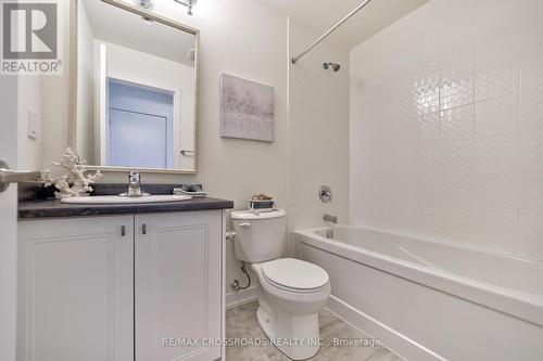 2002 - 160 Densmore Road, Cobourg, ON - Indoor Photo Showing Bathroom