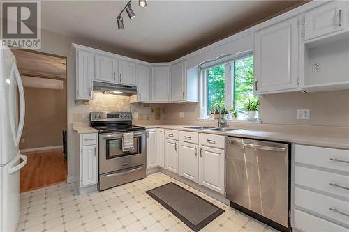 158 Elmhurst Road, Moncton, NB - Indoor Photo Showing Kitchen With Double Sink