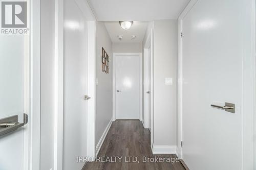 97 - 100 Dufay Road, Brampton, ON - Indoor Photo Showing Other Room