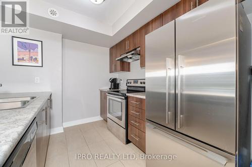 97 - 100 Dufay Road, Brampton, ON - Indoor Photo Showing Kitchen