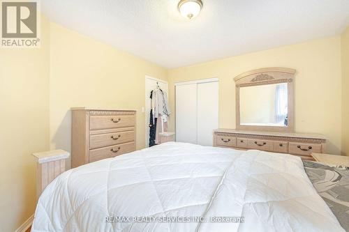 38 Sams Crescent, Brampton, ON - Indoor Photo Showing Bedroom