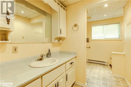 16 Yarwood Road, Tiny, ON - Indoor Photo Showing Bathroom