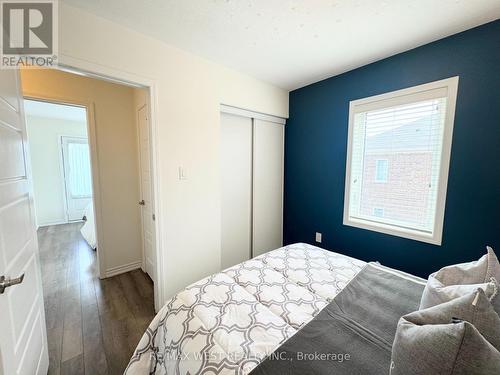 549 Goldenrod Lane, Kitchener, ON - Indoor Photo Showing Bedroom