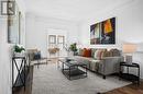 281 Wentworth Street N, Hamilton, ON  - Indoor Photo Showing Living Room 