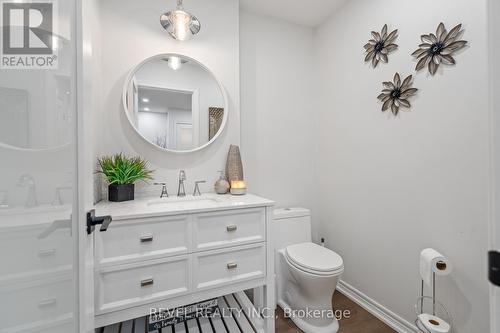 7188 Stacey Drive, Niagara Falls, ON - Indoor Photo Showing Bathroom