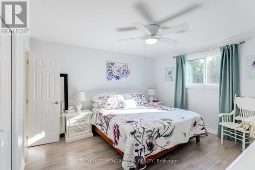 14 Manvers Drive, Kawartha Lakes, ON - Indoor Photo Showing Bedroom