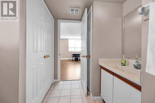 605 - 99 Donn Avenue, Hamilton, ON - Indoor Photo Showing Bathroom