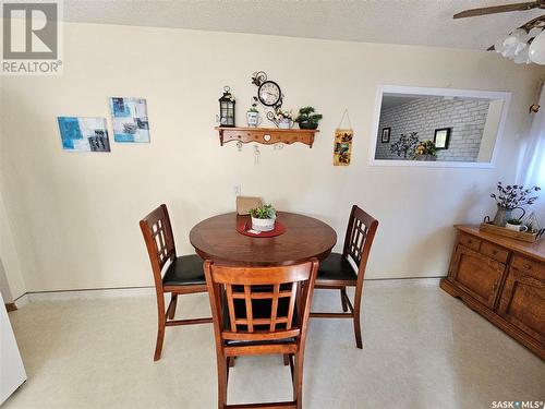 637 Grandview Street W, Moose Jaw, SK - Indoor Photo Showing Dining Room