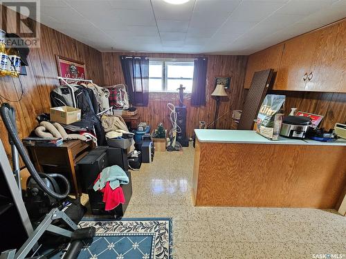 637 Grandview Street W, Moose Jaw, SK - Indoor Photo Showing Other Room