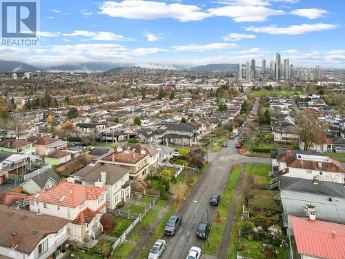 2944 E 4Th Avenue, Vancouver, BC - Outdoor With View