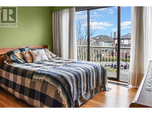 2944 E 4Th Avenue, Vancouver, BC - Indoor Photo Showing Bedroom