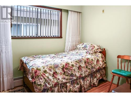 2944 E 4Th Avenue, Vancouver, BC - Indoor Photo Showing Bedroom