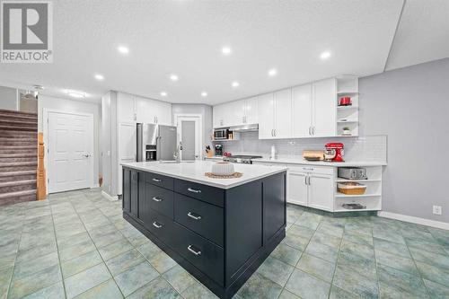 86 Cranfield Crescent Se, Calgary, AB - Indoor Photo Showing Kitchen