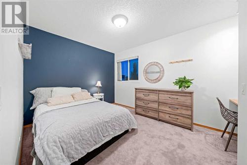 86 Cranfield Crescent Se, Calgary, AB - Indoor Photo Showing Bedroom