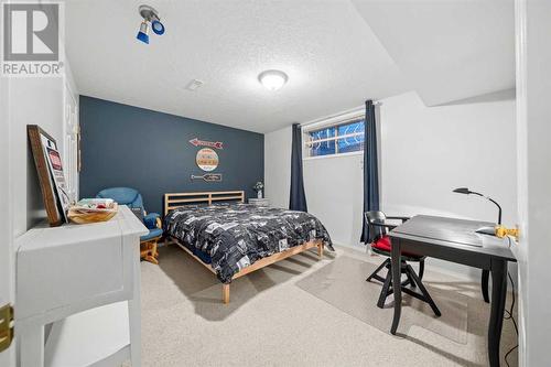 86 Cranfield Crescent Se, Calgary, AB - Indoor Photo Showing Bedroom