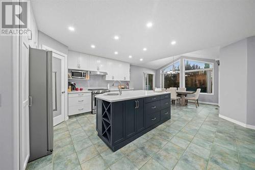 86 Cranfield Crescent Se, Calgary, AB - Indoor Photo Showing Kitchen