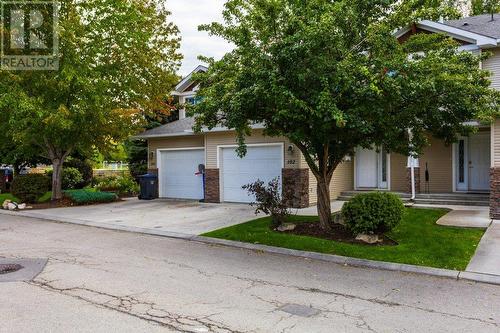 914 Craig Road Unit# 102, Kelowna, BC - Outdoor With Facade