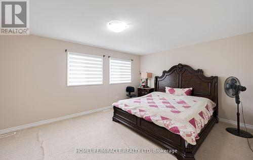 28 Murkar Crescent, Whitby, ON - Indoor Photo Showing Bedroom