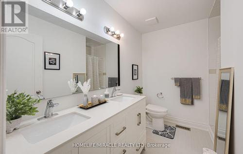 28 Murkar Crescent, Whitby, ON - Indoor Photo Showing Bathroom