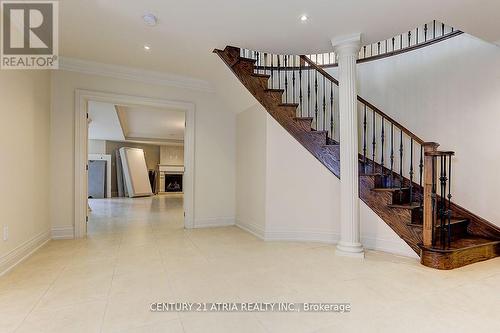 33 Winterport Court, Richmond Hill, ON - Indoor Photo Showing Other Room