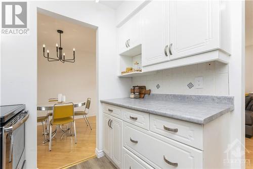 402 Montfort Street Unit#4, Ottawa, ON - Indoor Photo Showing Kitchen