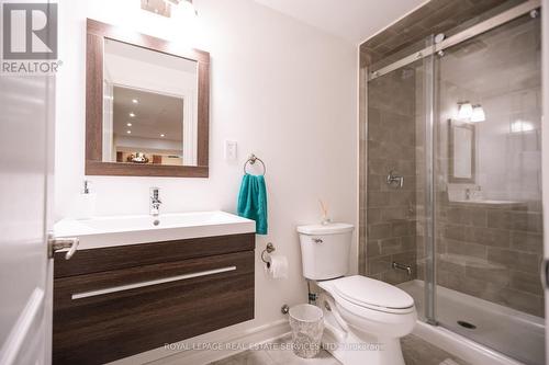 5431 Sundial Road, Burlington, ON - Indoor Photo Showing Bathroom