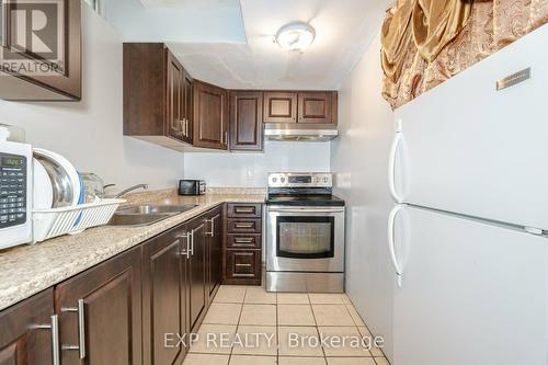 1 Sage Court, Brampton, ON - Indoor Photo Showing Kitchen With Double Sink