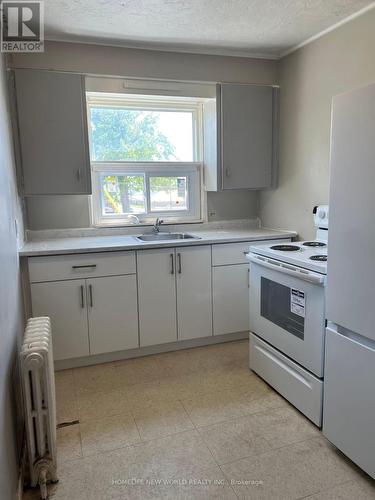 30 Wilkins Street, Belleville, ON - Indoor Photo Showing Kitchen