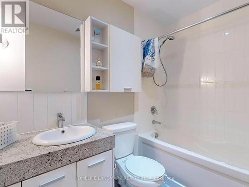 2309 - 29 Singer Court, Toronto, ON - Indoor Photo Showing Bathroom