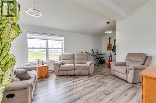 3871 Route 535, Cocagne, NB - Indoor Photo Showing Living Room