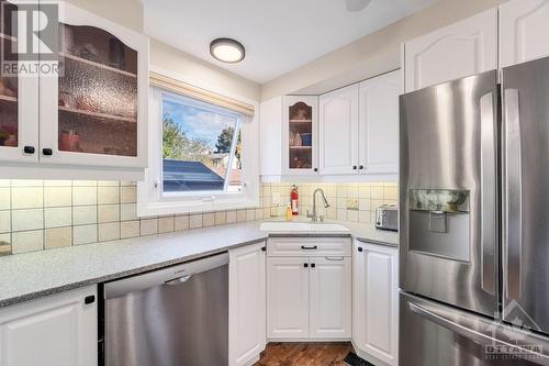 13 Sage Crescent, Ottawa, ON - Indoor Photo Showing Kitchen