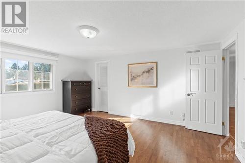 58 Knollsbrook Drive, Ottawa, ON - Indoor Photo Showing Bedroom