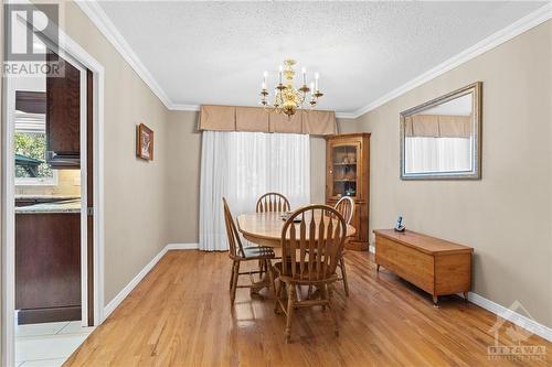 58 Knollsbrook Drive, Ottawa, ON - Indoor Photo Showing Dining Room