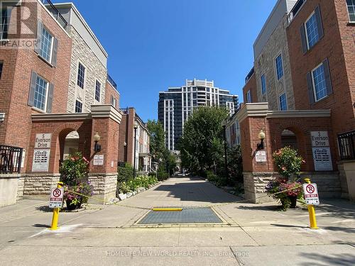 936 - 5 Everson Drive, Toronto, ON - Outdoor With Facade