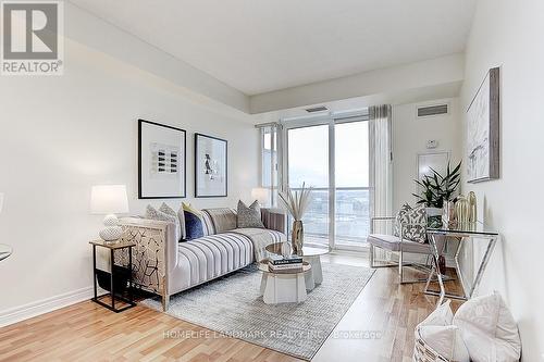 904 - 83 Borough Drive, Toronto, ON - Indoor Photo Showing Living Room