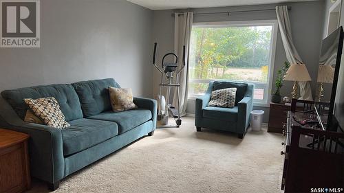 517 Main Street, Bruno, SK - Indoor Photo Showing Living Room