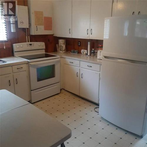 101 Gould Beach Road, Pointe-Du-Chêne, NB - Indoor Photo Showing Kitchen