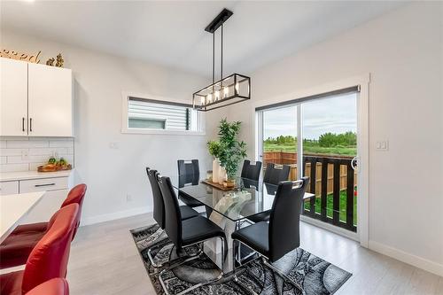 134 Orion Crescent, Winnipeg, MB - Indoor Photo Showing Dining Room