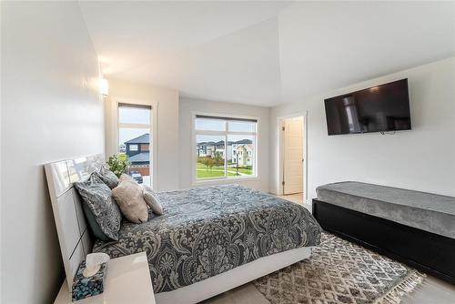 134 Orion Crescent, Winnipeg, MB - Indoor Photo Showing Bedroom