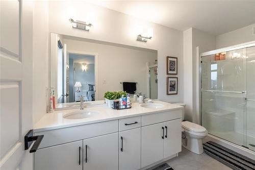 134 Orion Crescent, Winnipeg, MB - Indoor Photo Showing Bathroom