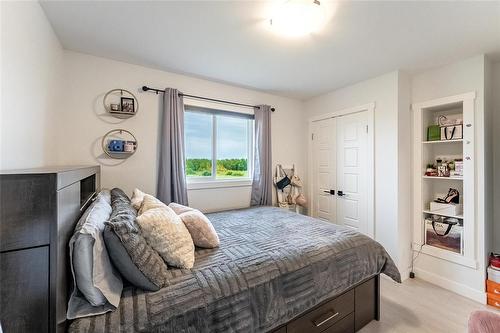 134 Orion Crescent, Winnipeg, MB - Indoor Photo Showing Bedroom