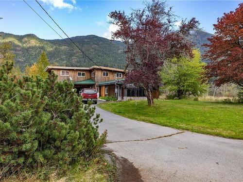 958 Despins Rd, Sayward, BC 