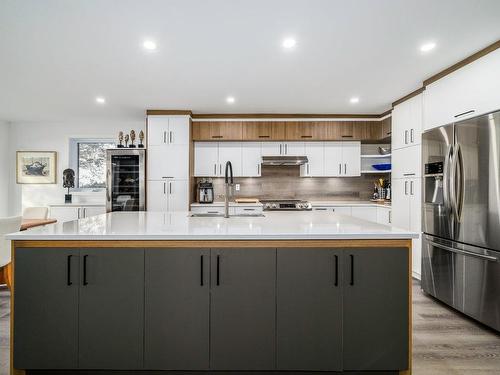 Cuisine - 1067 Rue Vauquelin, Neuville, QC - Indoor Photo Showing Kitchen With Upgraded Kitchen