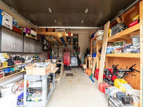 Garage - 750 Rue Des Morillons, Contrecoeur, QC - Indoor Photo Showing Garage