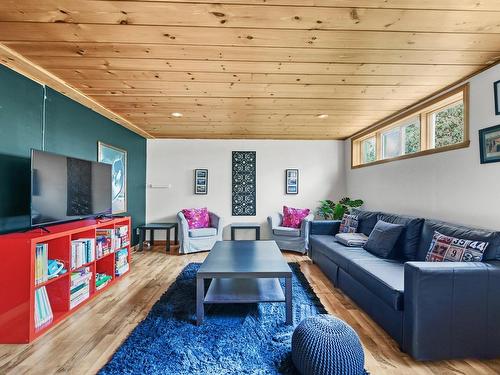 Playroom - 628 Ch. Huntington, Bromont, QC - Indoor Photo Showing Living Room