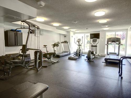 Exercise room - 1503-1280 Rue St-Jacques, Montréal (Ville-Marie), QC - Indoor Photo Showing Gym Room