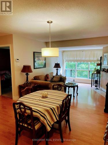 403 - 15 Hofstetter Avenue, Kitchener, ON - Indoor Photo Showing Dining Room