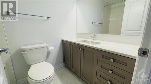 100 Eldorado Private Unit#A, Ottawa, ON - Indoor Photo Showing Bathroom