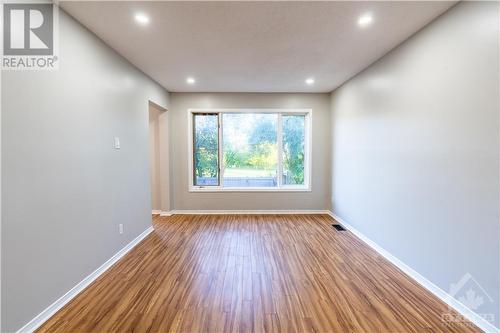 13 Banchory Crescent, Ottawa, ON - Indoor Photo Showing Other Room