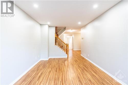 13 Banchory Crescent, Ottawa, ON - Indoor Photo Showing Other Room